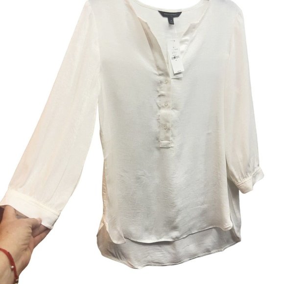 Banana Republic Women's BEIGES  100% Silk Mock Neck Long Sleeve Blouse Size XS - Picture 1 of 16